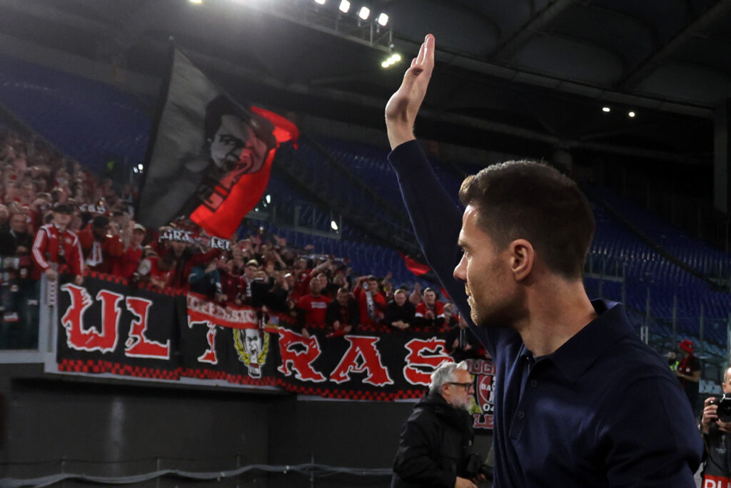 Xabi Alonso bei Fans von Leverkusen