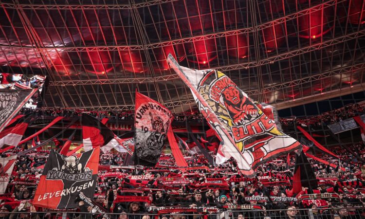 Fans von Bayer 04 Leverkusen