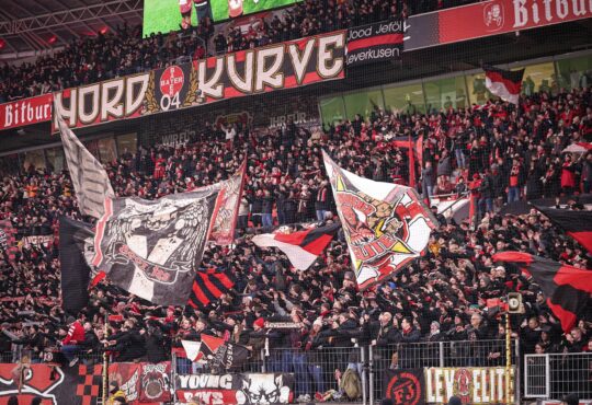 Fans von Bayer 04 Leverkusen