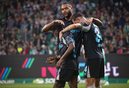 Jonathan Tah, Frimpong und Xhaka