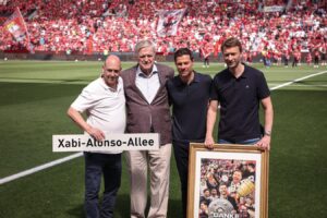 Xabi Alonso Allee