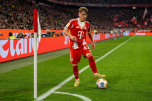 Bayern München klatscht VfL Wolfsburg weg – satte acht Tore gegen die Wolfsburger Lennart Karl