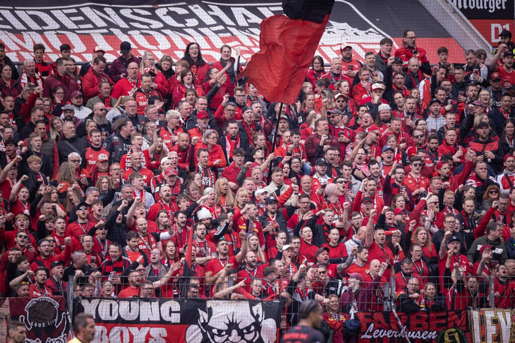 Fans von Bayer Leverkusen