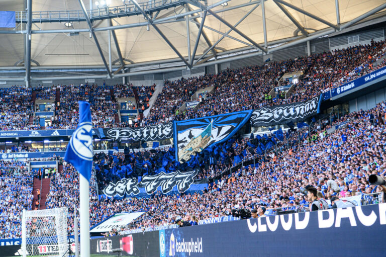 Schalke 04 will Andréas Hountondji von Burnley verpflichten