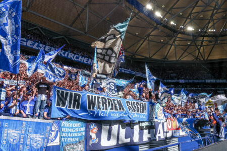 Schalke-Youngster Mika Wallentowitz soll zu Greuther Fürth wechseln